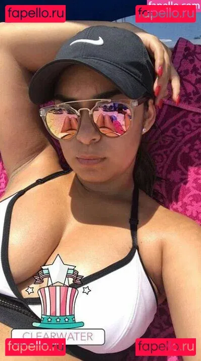 Cecilia Rosales Onlyfans Photo Gallery 