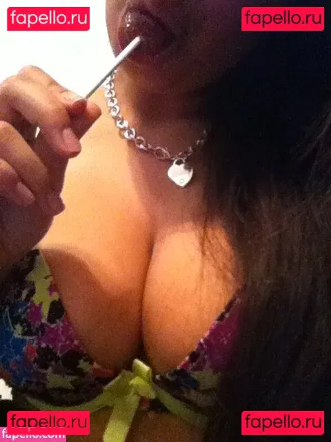 Cecilia Rosales Onlyfans Photo Gallery 