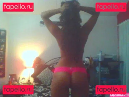 Cecilia Rosales Onlyfans Photo Gallery 