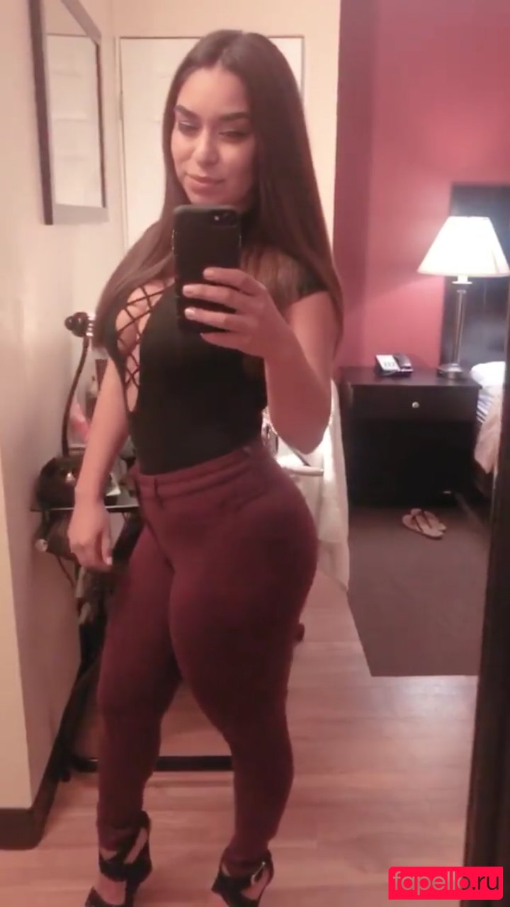 Cecilia Rosales Nude Onlyfans Photo 28