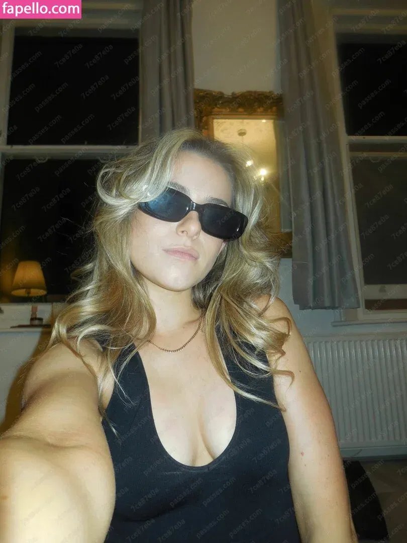 Shannon Langdon Onlyfans Photo Gallery 