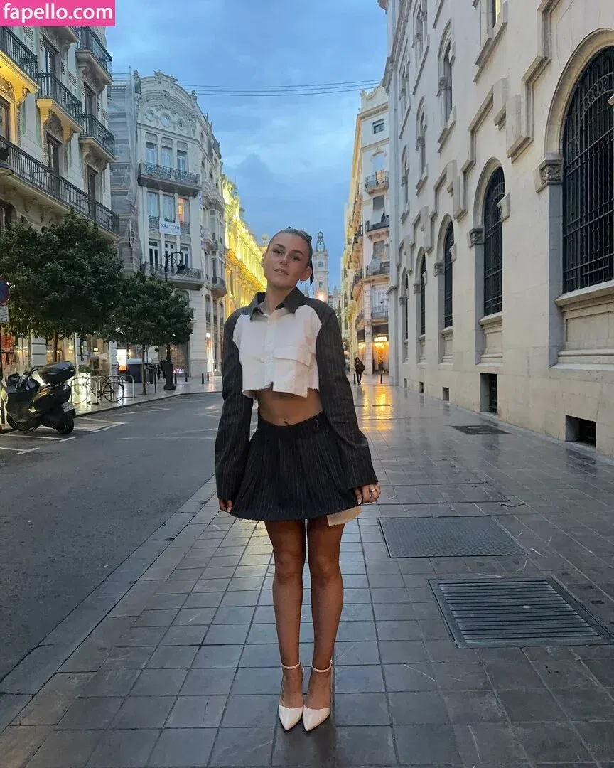 Shannon Langdon Onlyfans Photo Gallery 