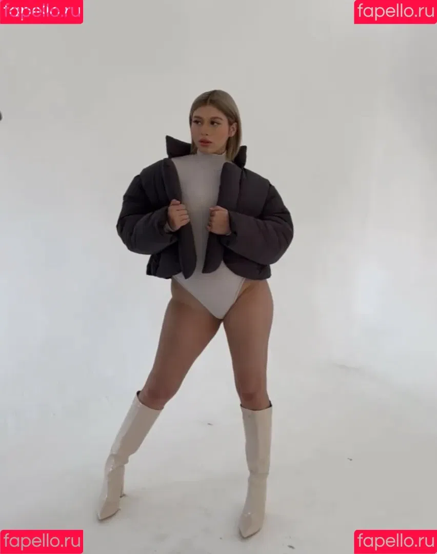 Laurimfgarciaa Onlyfans Photo Gallery 