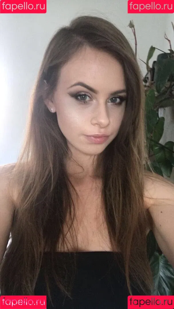 Venus Nordique Onlyfans Photo Gallery 