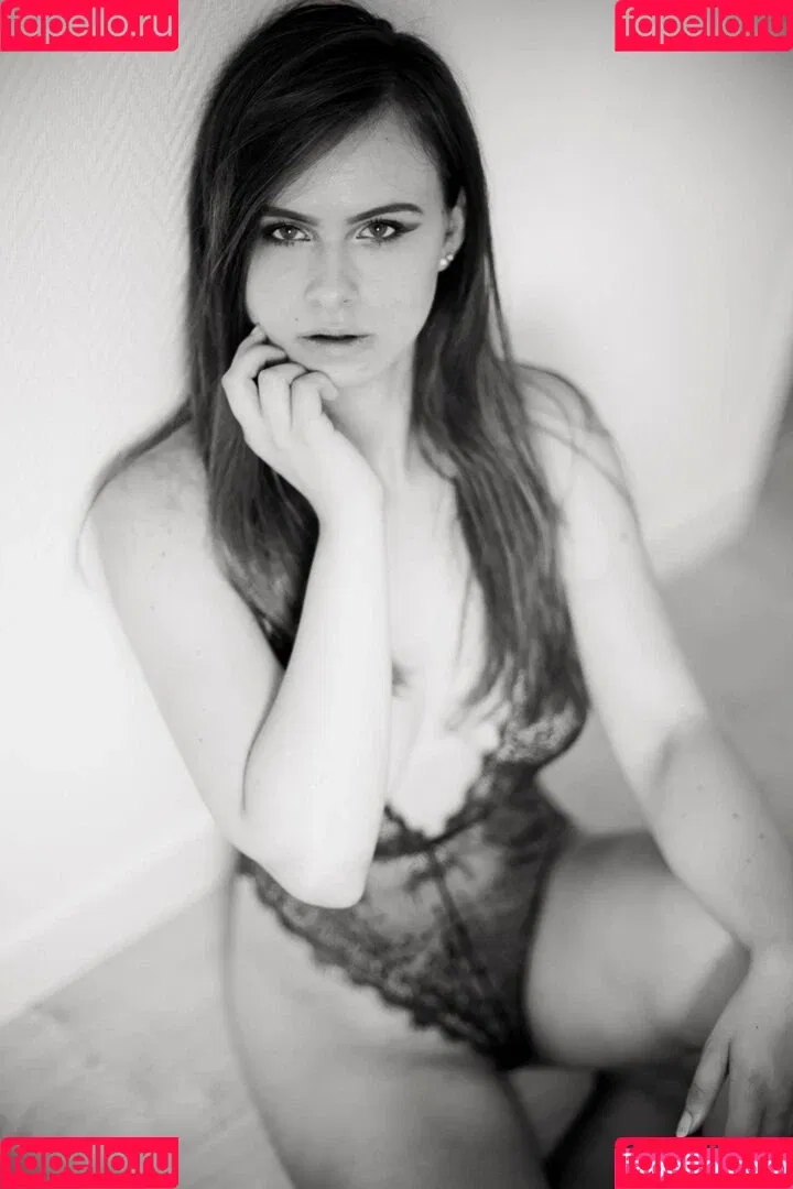Venus Nordique Onlyfans Photo Gallery 