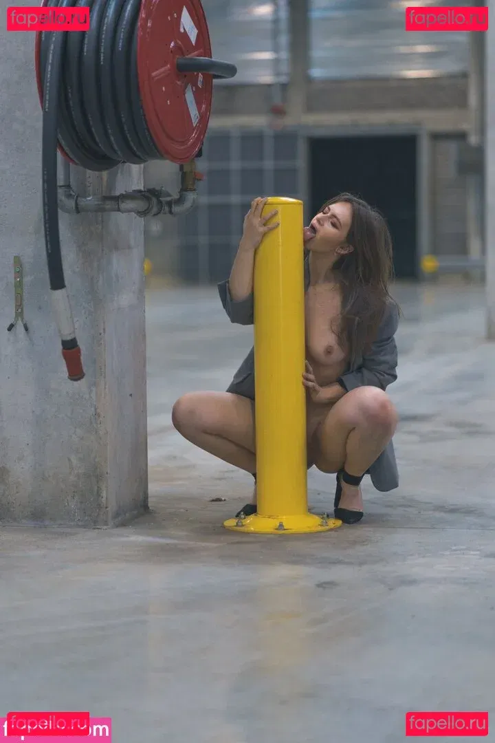 Venus Nordique Onlyfans Photo Gallery 