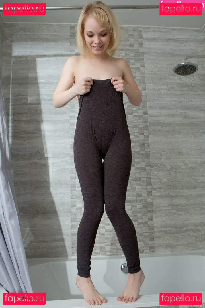 Rylskyart Onlyfans Photo Gallery 