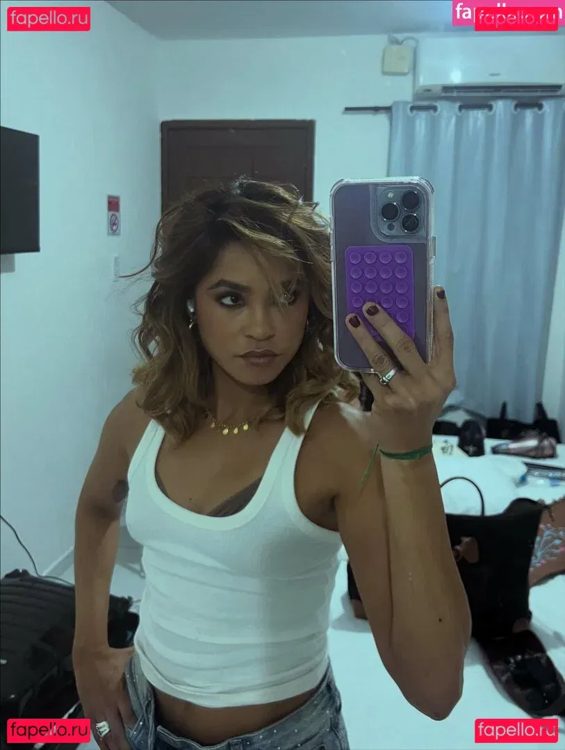 Lucy Alves Onlyfans Photo Gallery 