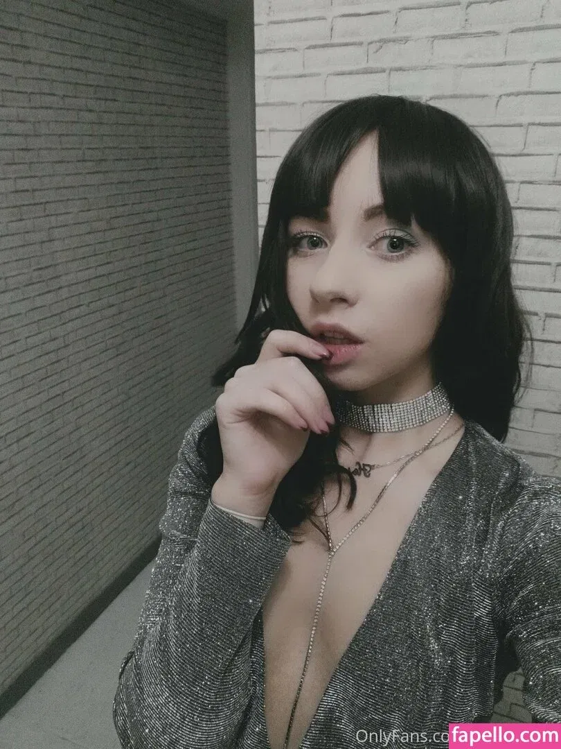 Lolaaasaur Onlyfans Photo Gallery 