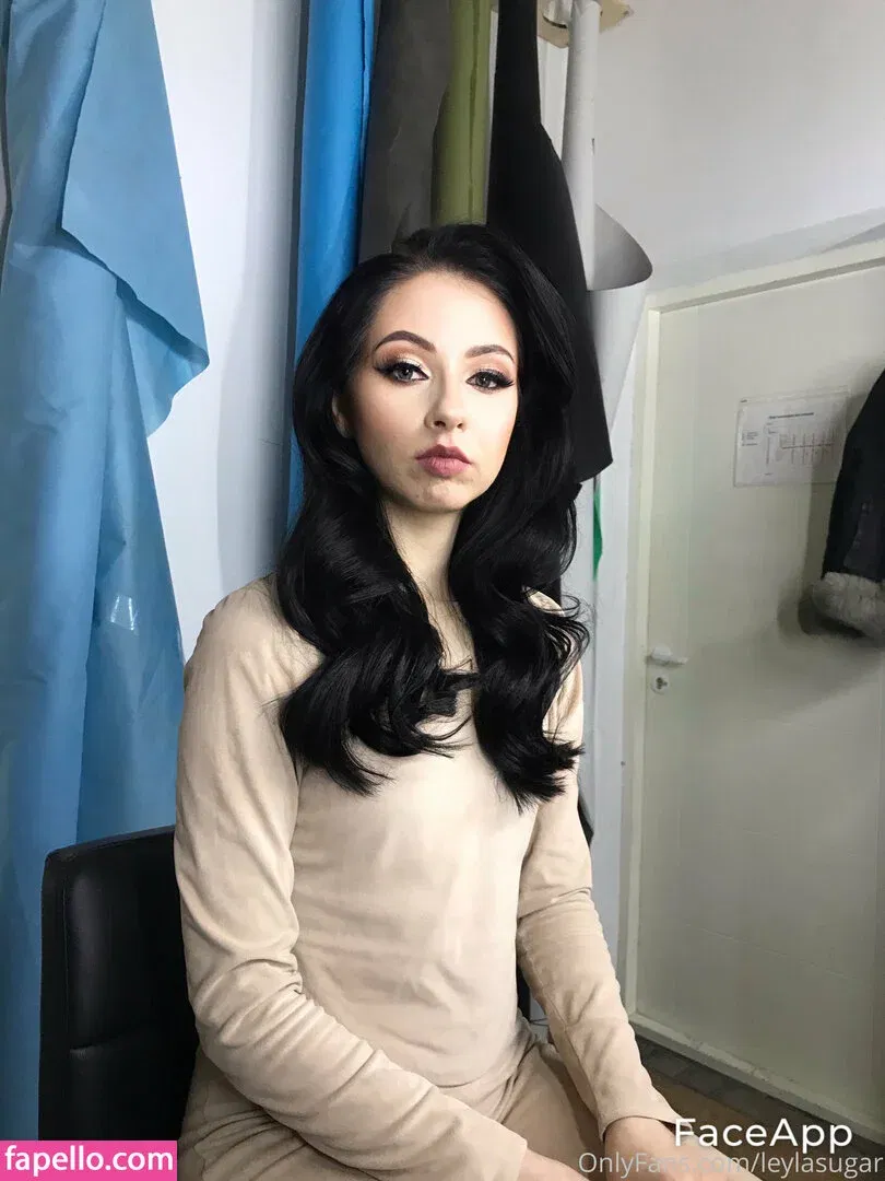 Lolaaasaur Onlyfans Photo Gallery 