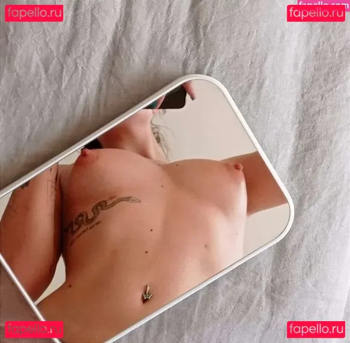 Vuimanqk Onlyfans Photo Gallery 