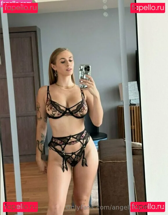 angelyoungsfree Onlyfans Photo Gallery 