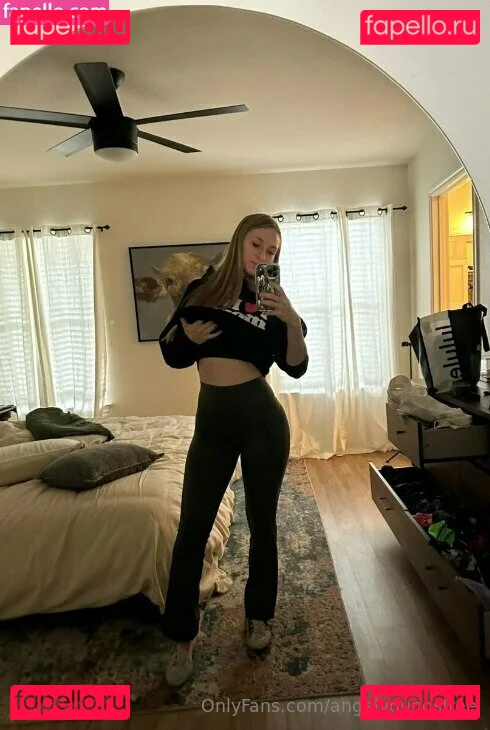 angelyoungsfree Onlyfans Photo Gallery 