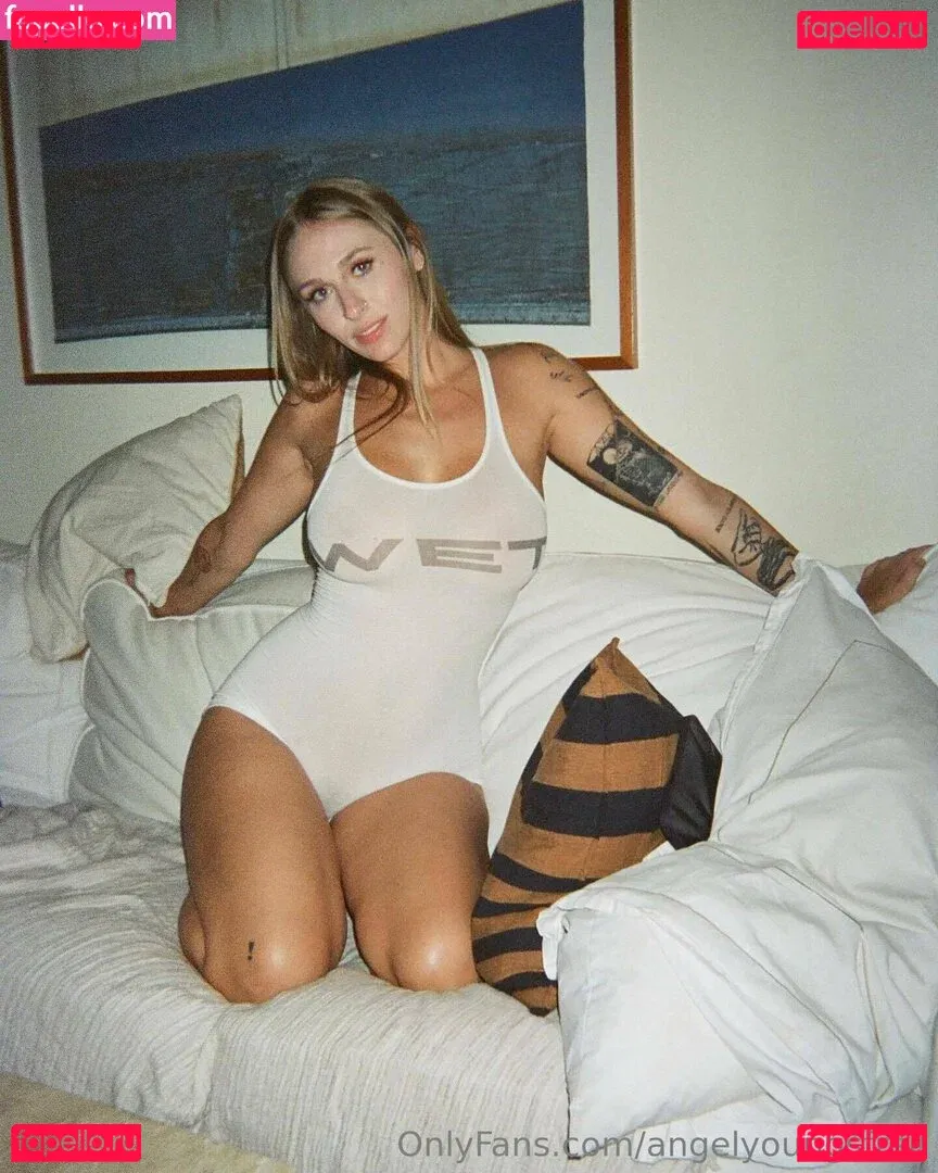 angelyoungsfree Onlyfans Photo Gallery 