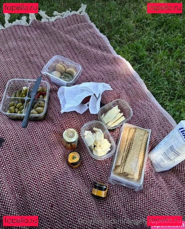 angelyoungsfree Onlyfans Photo Gallery 