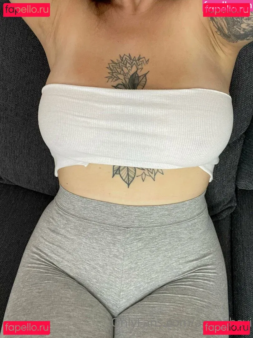 annzehavi Onlyfans Photo Gallery 