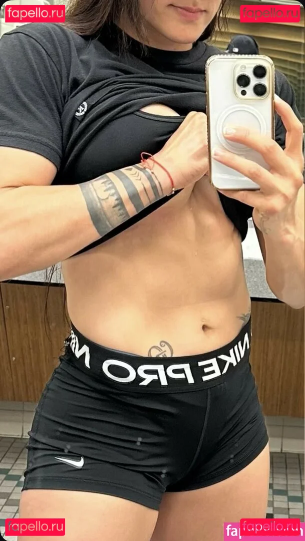 Lobaacosta Onlyfans Photo Gallery 