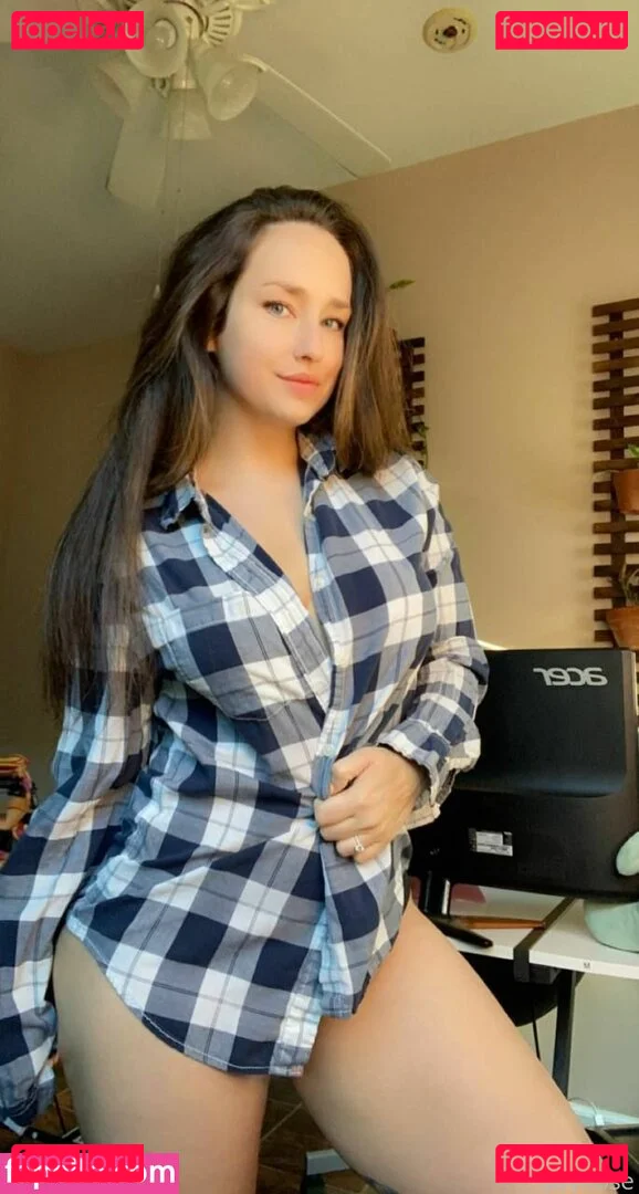 SavRose Onlyfans Photo Gallery 