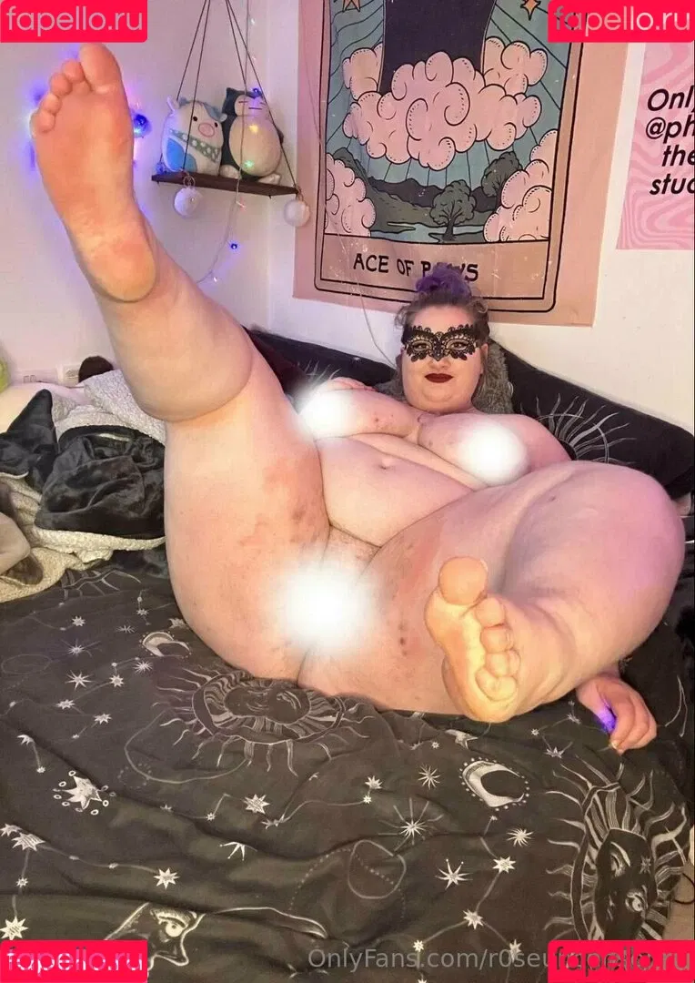 r0seuncensored Onlyfans Photo Gallery 