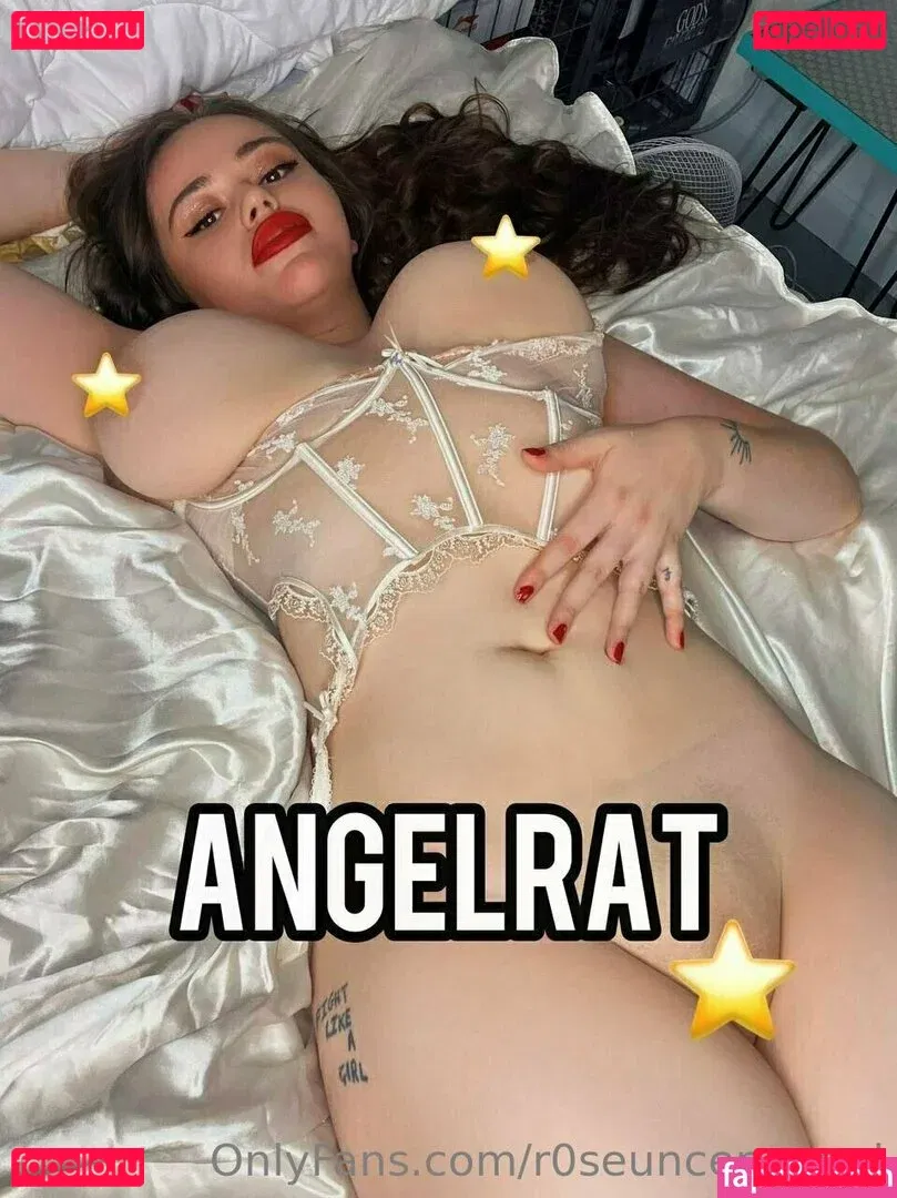 r0seuncensored Onlyfans Photo Gallery 