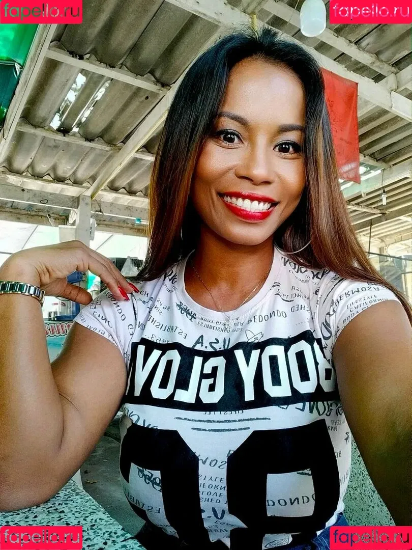 PaulaThai Onlyfans Photo Gallery 
