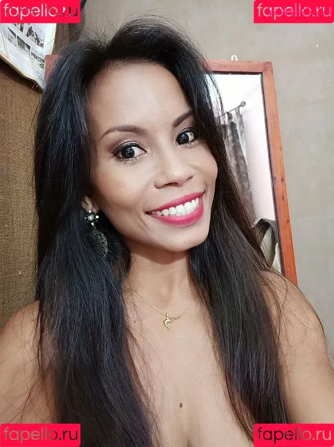 PaulaThai Onlyfans Photo Gallery 