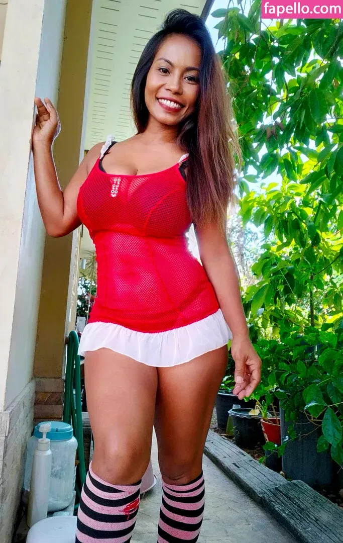 PaulaThai Onlyfans Photo Gallery 