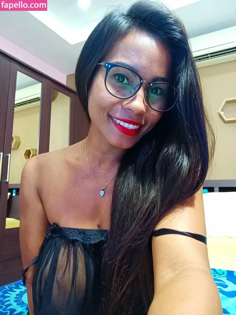 PaulaThai Onlyfans Photo Gallery 