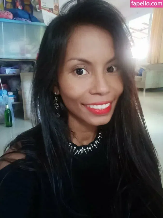 PaulaThai Onlyfans Photo Gallery 