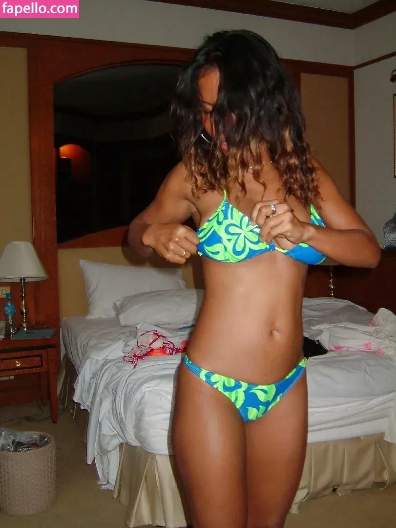 PaulaThai Onlyfans Photo Gallery 