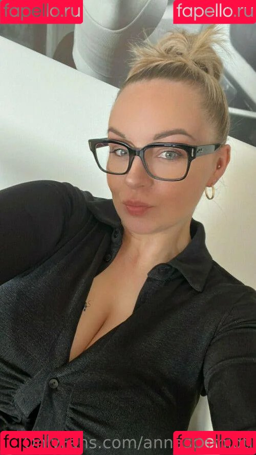 Anna Schmidt Onlyfans Photo Gallery 