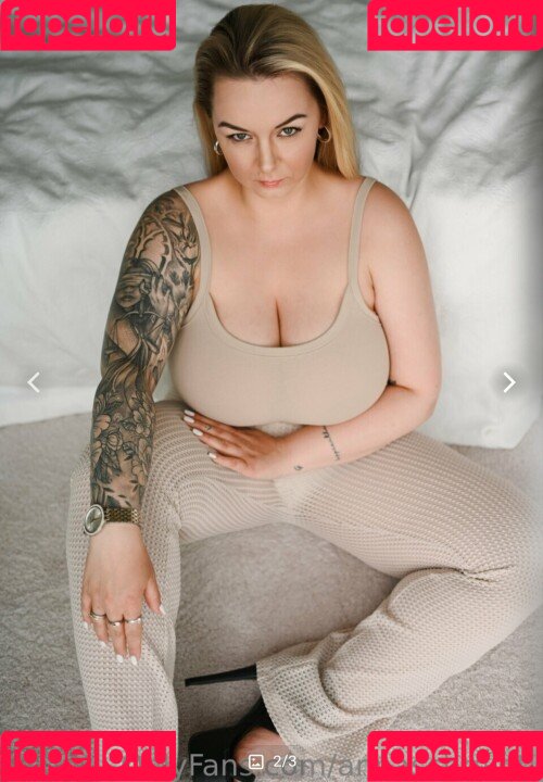 Anna Schmidt Onlyfans Photo Gallery 