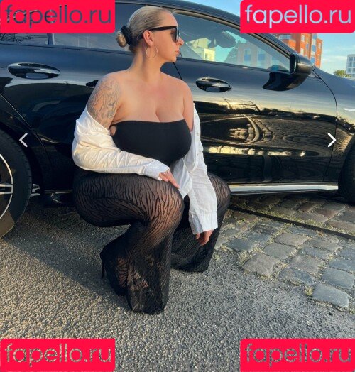 Anna Schmidt Onlyfans Photo Gallery 