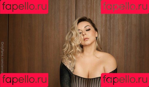 Anna Schmidt Onlyfans Photo Gallery 