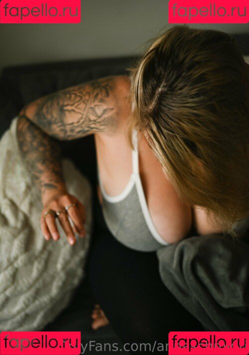 Anna Schmidt Onlyfans Photo Gallery 