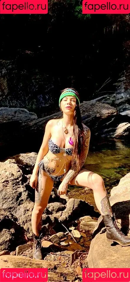 Thayna Lopes Onlyfans Photo Gallery 