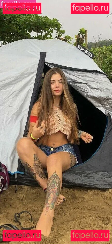 Thayna Lopes Onlyfans Photo Gallery 