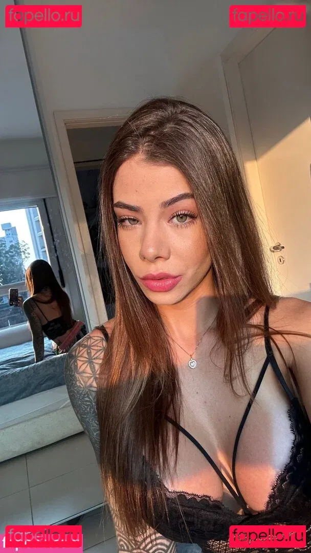 Thayna Lopes Onlyfans Photo Gallery 