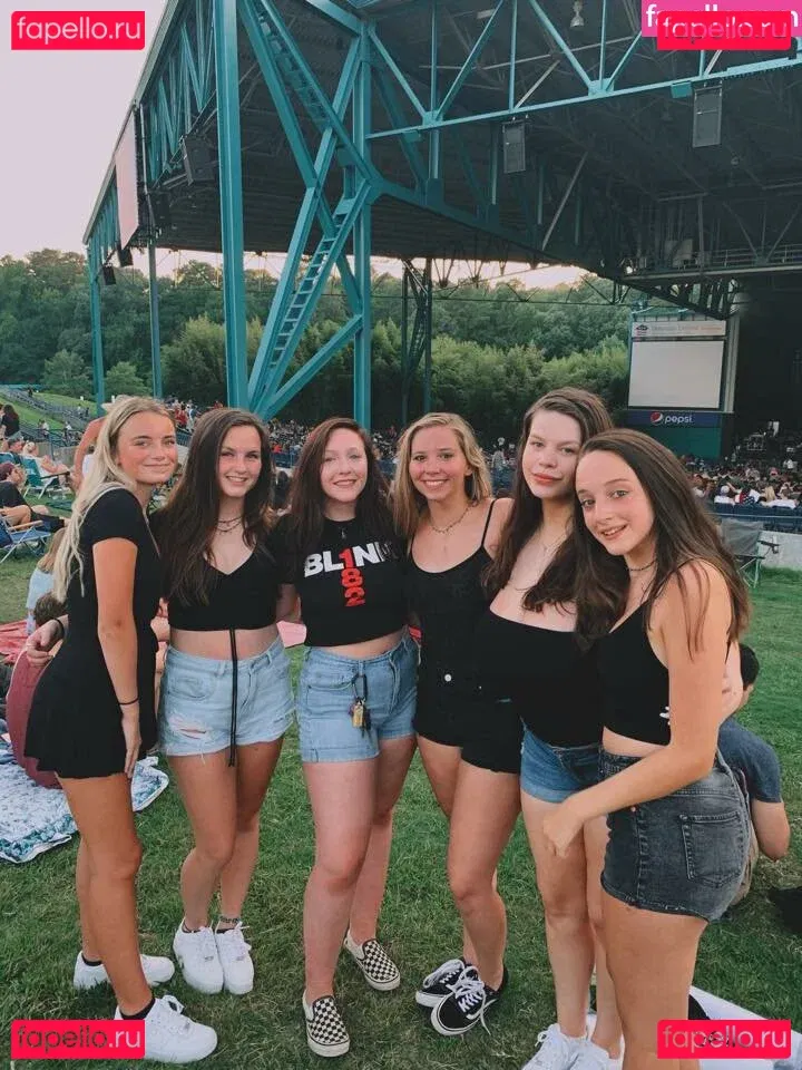 Rachel P Onlyfans Photo Gallery 