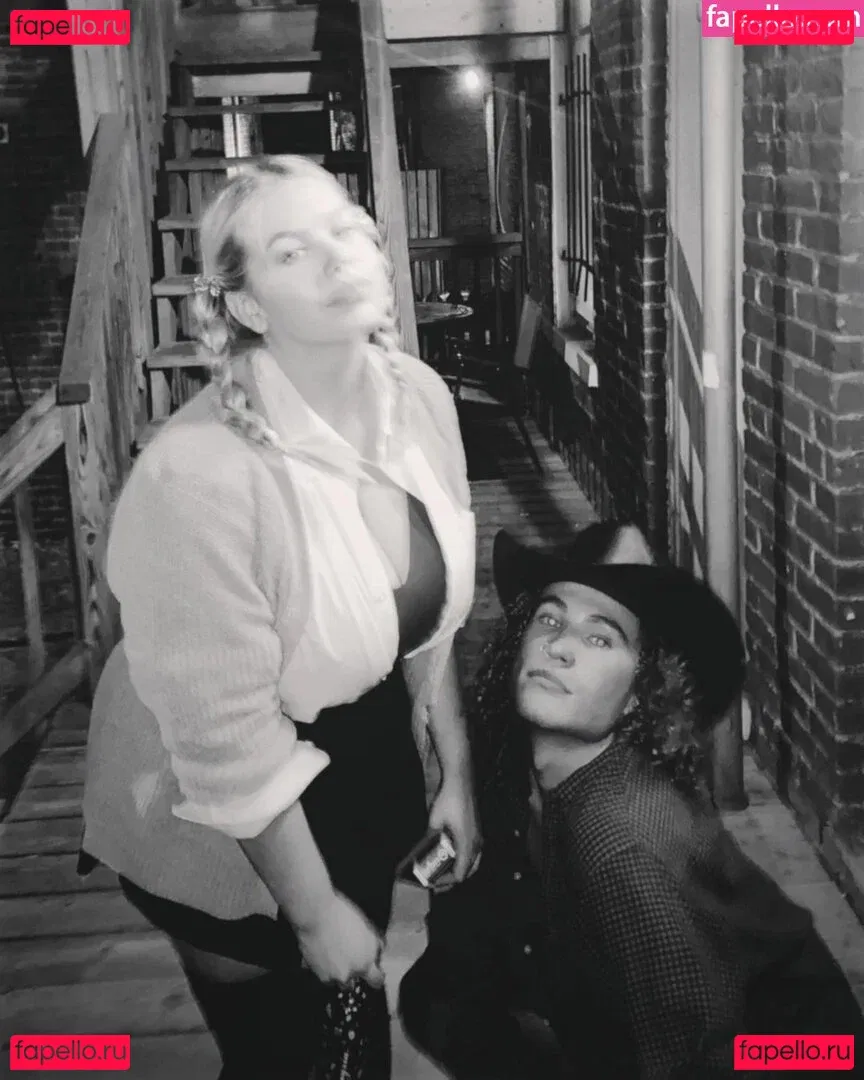 Rachel P Onlyfans Photo Gallery 