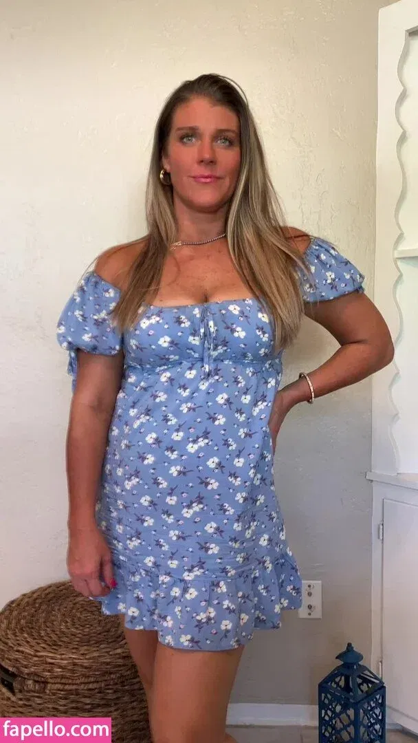 MsSweetTea Onlyfans Photo Gallery 