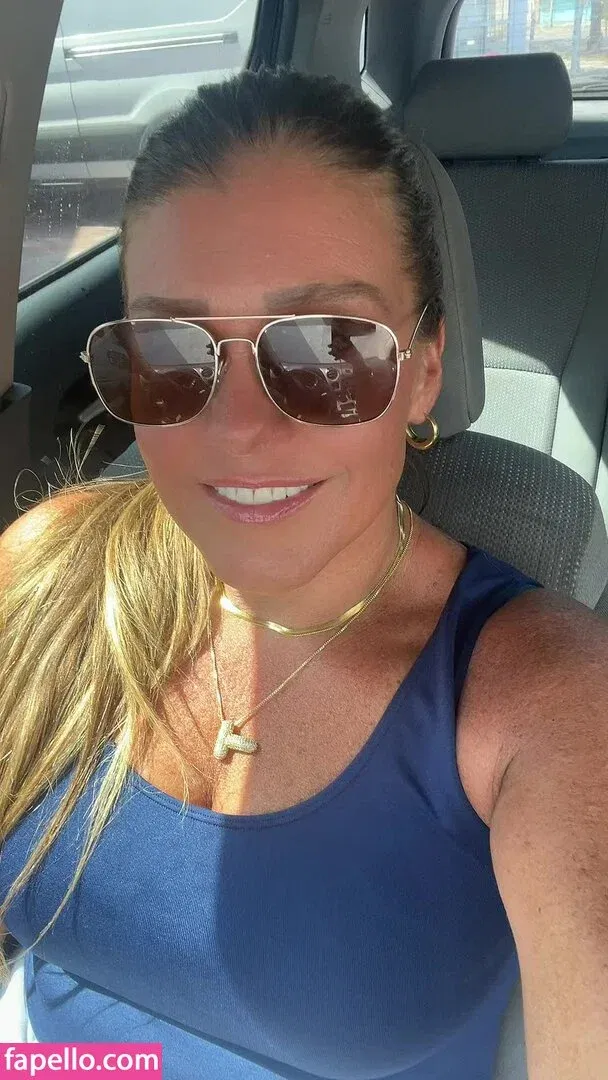 MsSweetTea Onlyfans Photo Gallery 