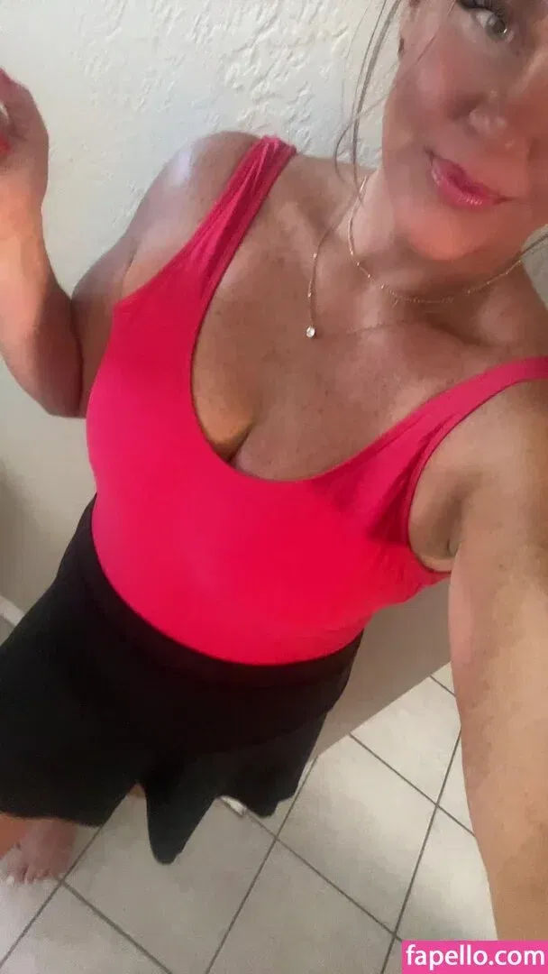 MsSweetTea Onlyfans Photo Gallery 