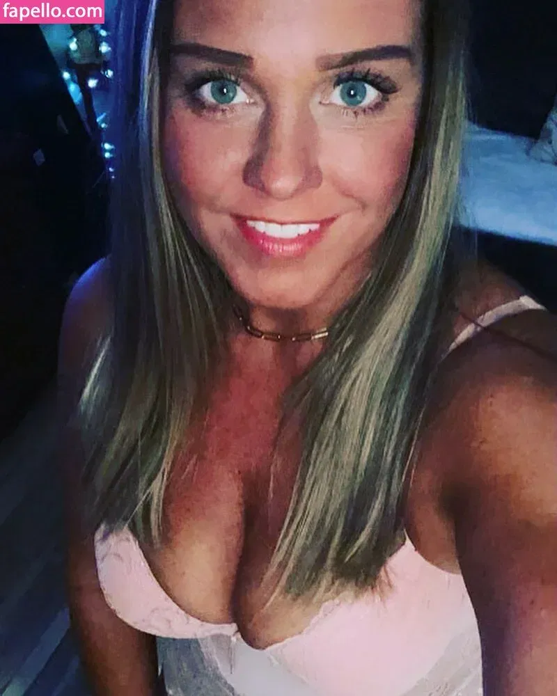 MsSweetTea Onlyfans Photo Gallery 