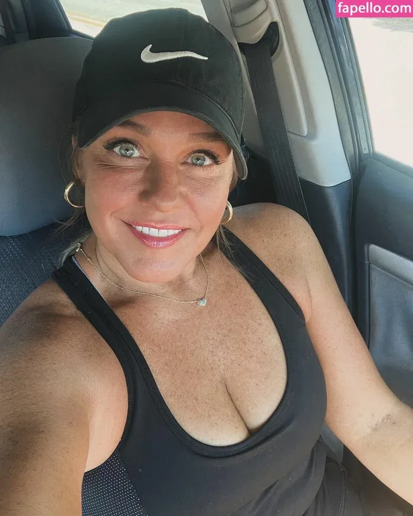 MsSweetTea Onlyfans Photo Gallery 