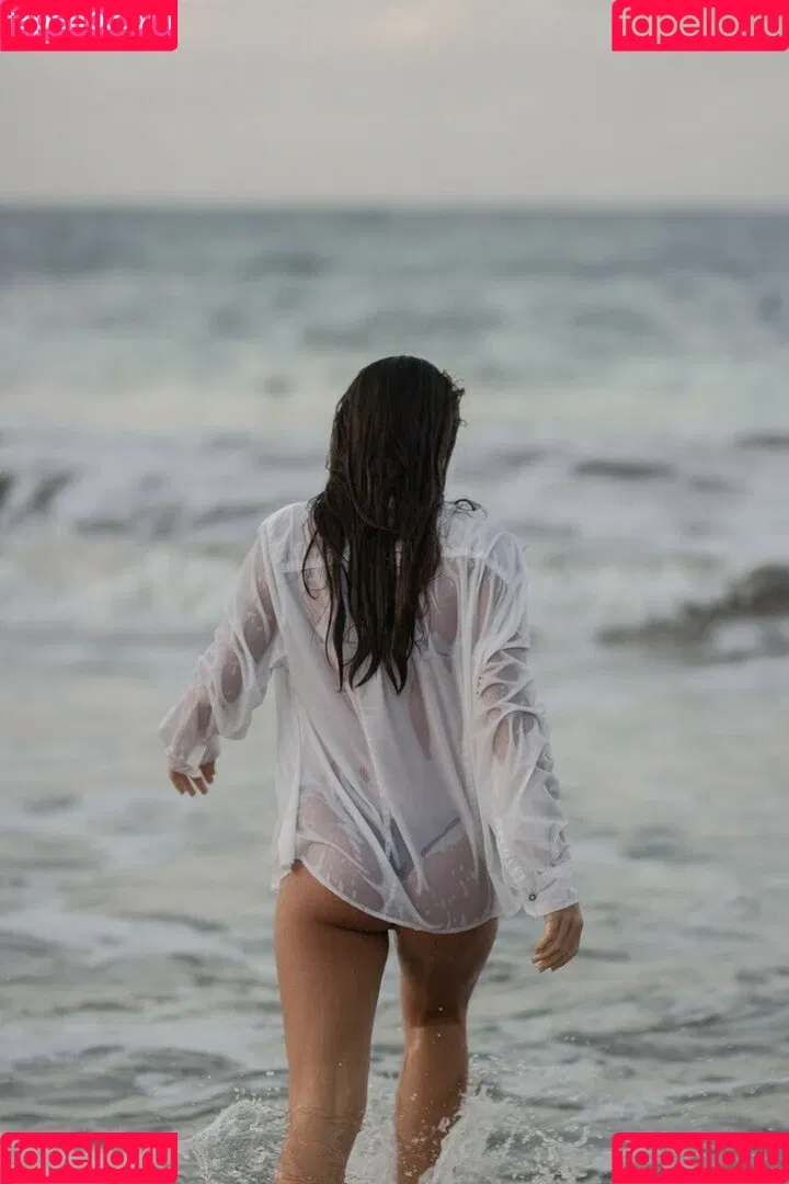 Elise Yukimura Onlyfans Photo Gallery 