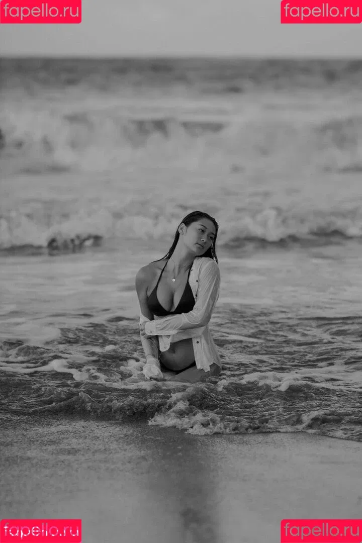 Elise Yukimura Onlyfans Photo Gallery 