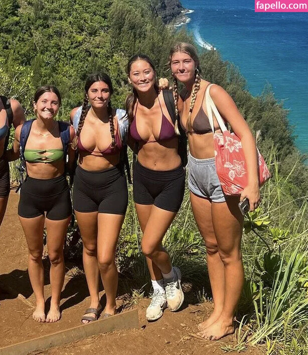 Elise Yukimura Onlyfans Photo Gallery 