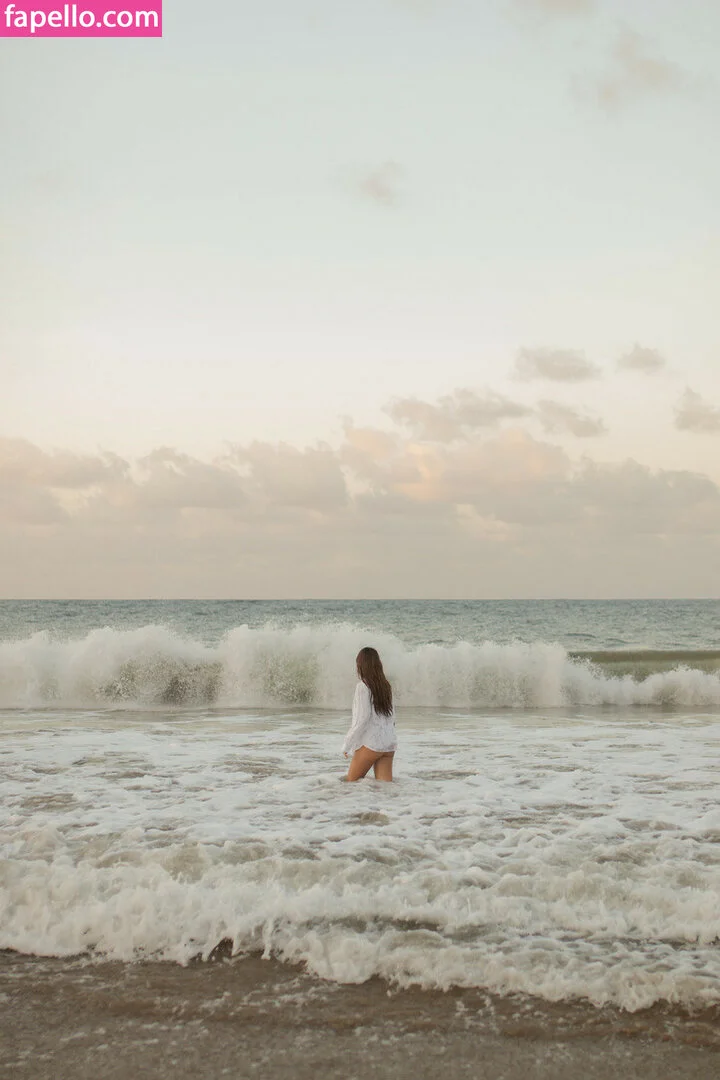 Elise Yukimura Onlyfans Photo Gallery 