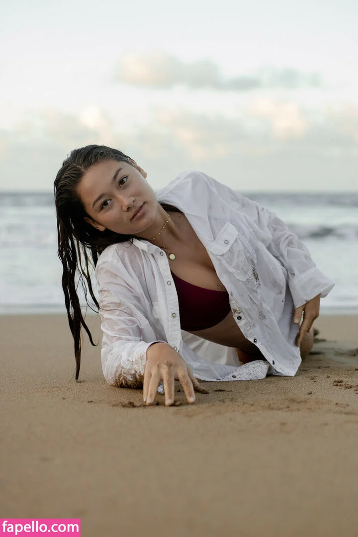 Elise Yukimura Onlyfans Photo Gallery 